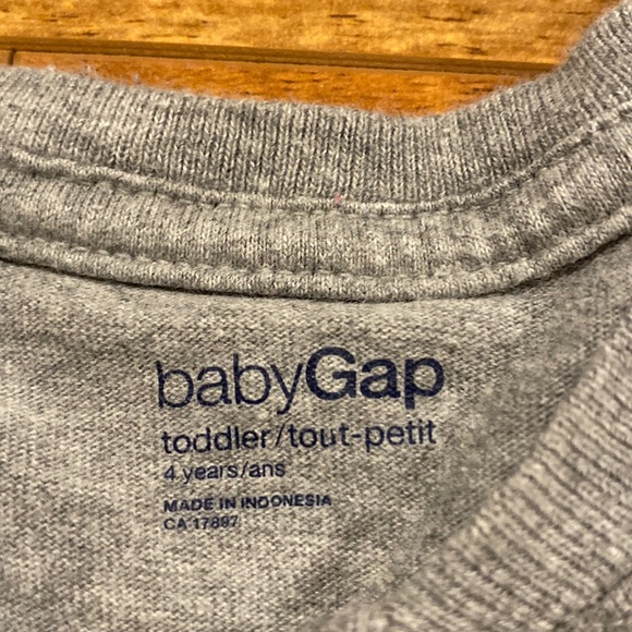 Boy’s Size 4 GAP 100% Cotton T-shirt Bundle of 2: Airplane & Motorcycles-EUC - Picture 12 of 13